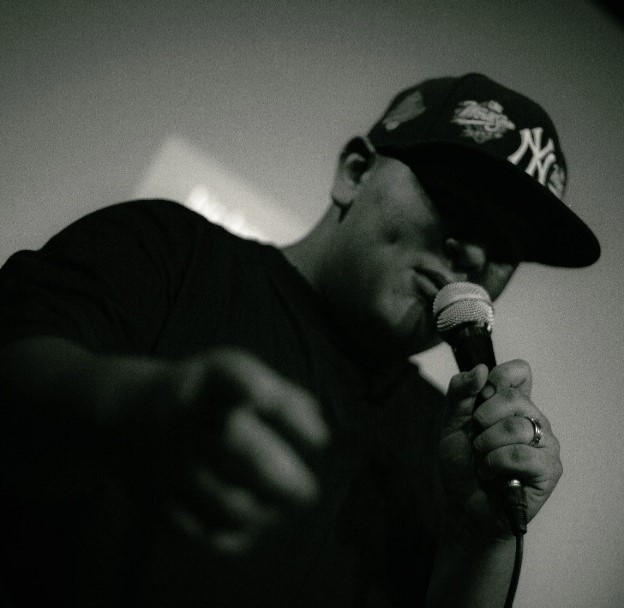 Imagen de octaa dando un show
